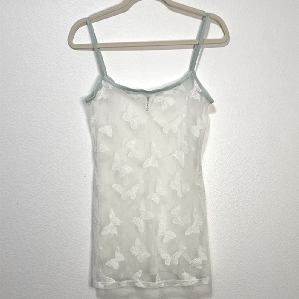 Marciano Butterfly Applique Overlay White Camisole Size Medium PTP 17” EUC